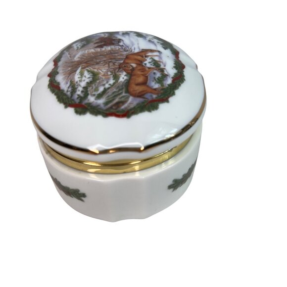 1986 Heritage House Melodies of Christmas Porcelain Trinket Box Deer Sleigh - Picture 7 of 12
